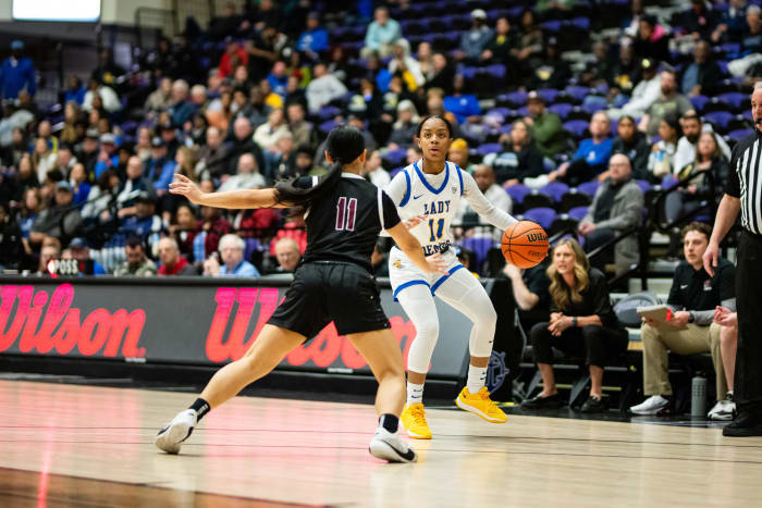Jefferson Willamette 6A Oregon girls basketball quarterfinal 2024 Naji Saker-5